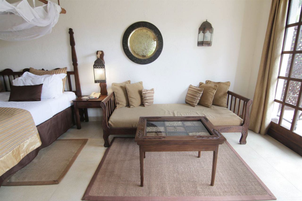 Breezes Beach Club And Spa Bwejuu Exterior foto