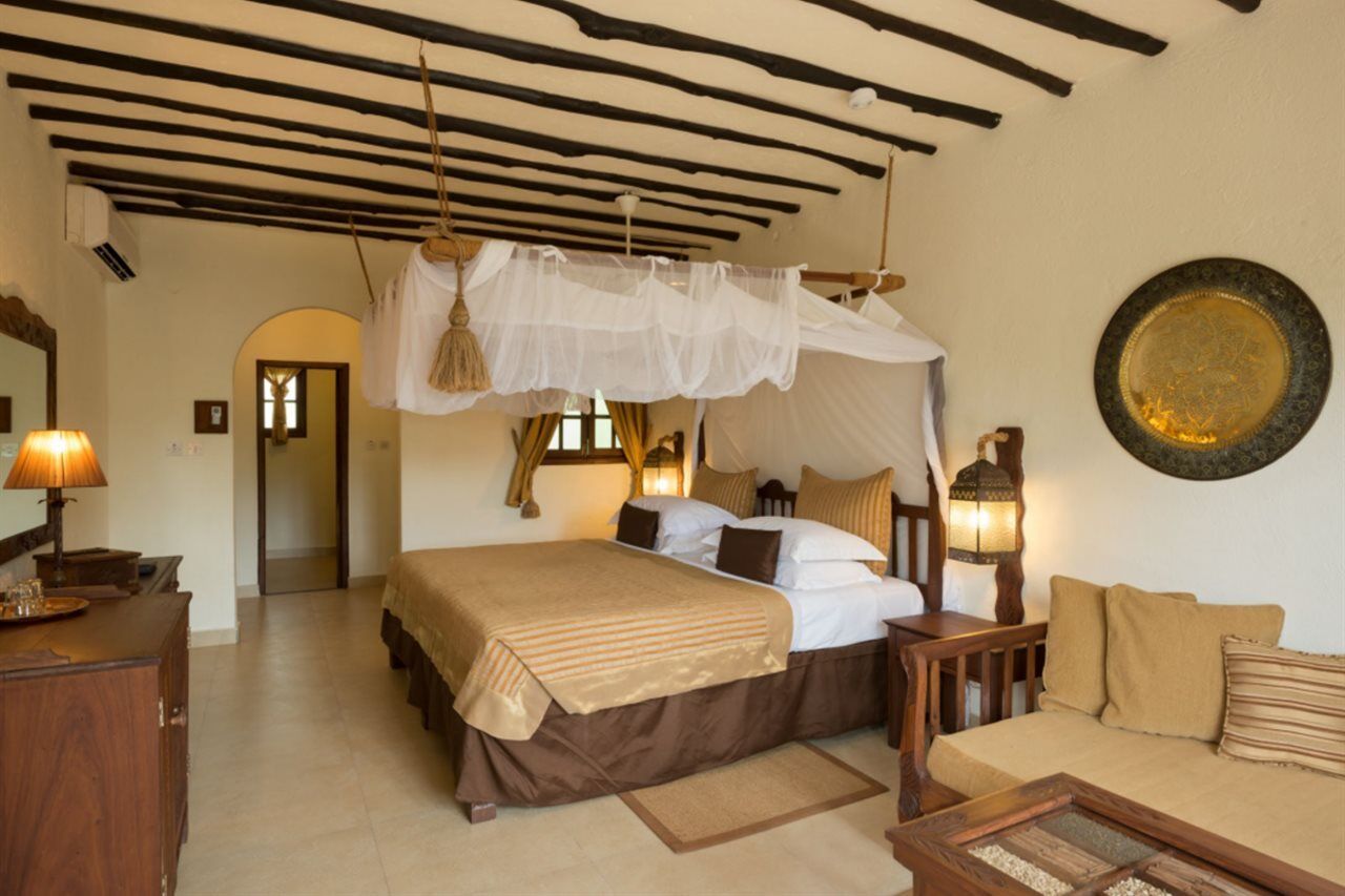 Breezes Beach Club And Spa Bwejuu Exterior foto